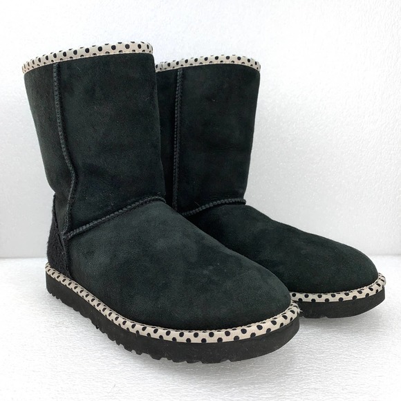 UGG Shoes - UGG Australia Classic Short 78 Shearling Boot - Women's 10
